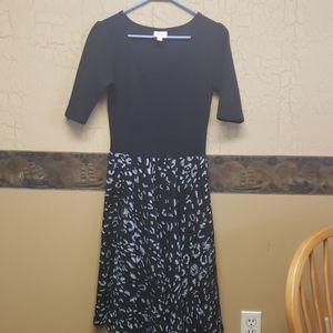 Lularoe Nicole Black and White